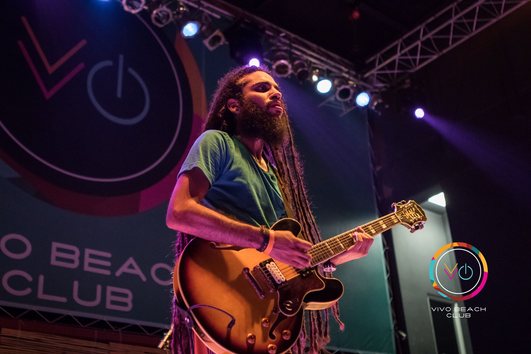 The Wailers guitarist performing at Vivo Beach Club